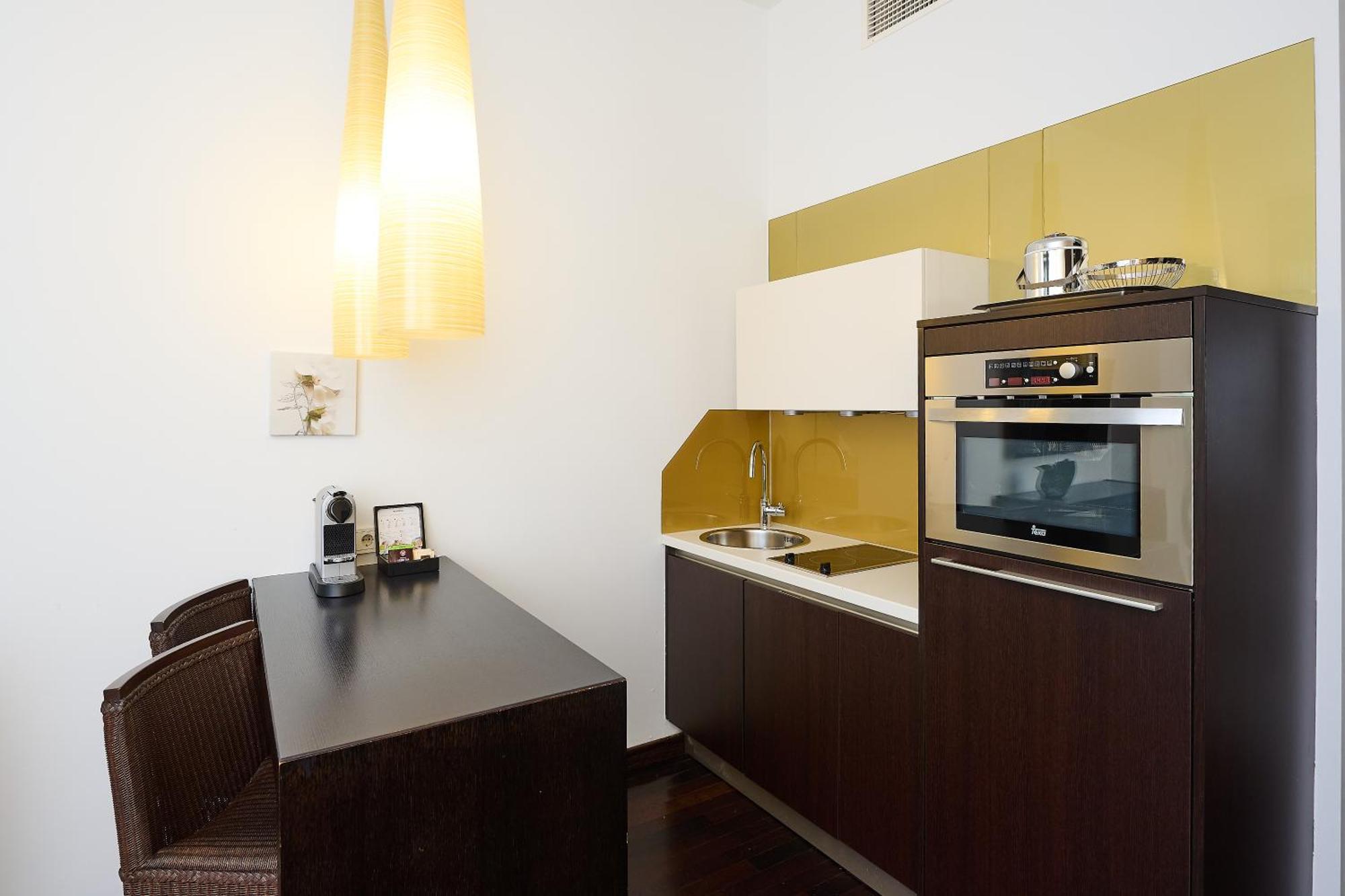 Myplace Premium Apartments Wina Bagian luar foto