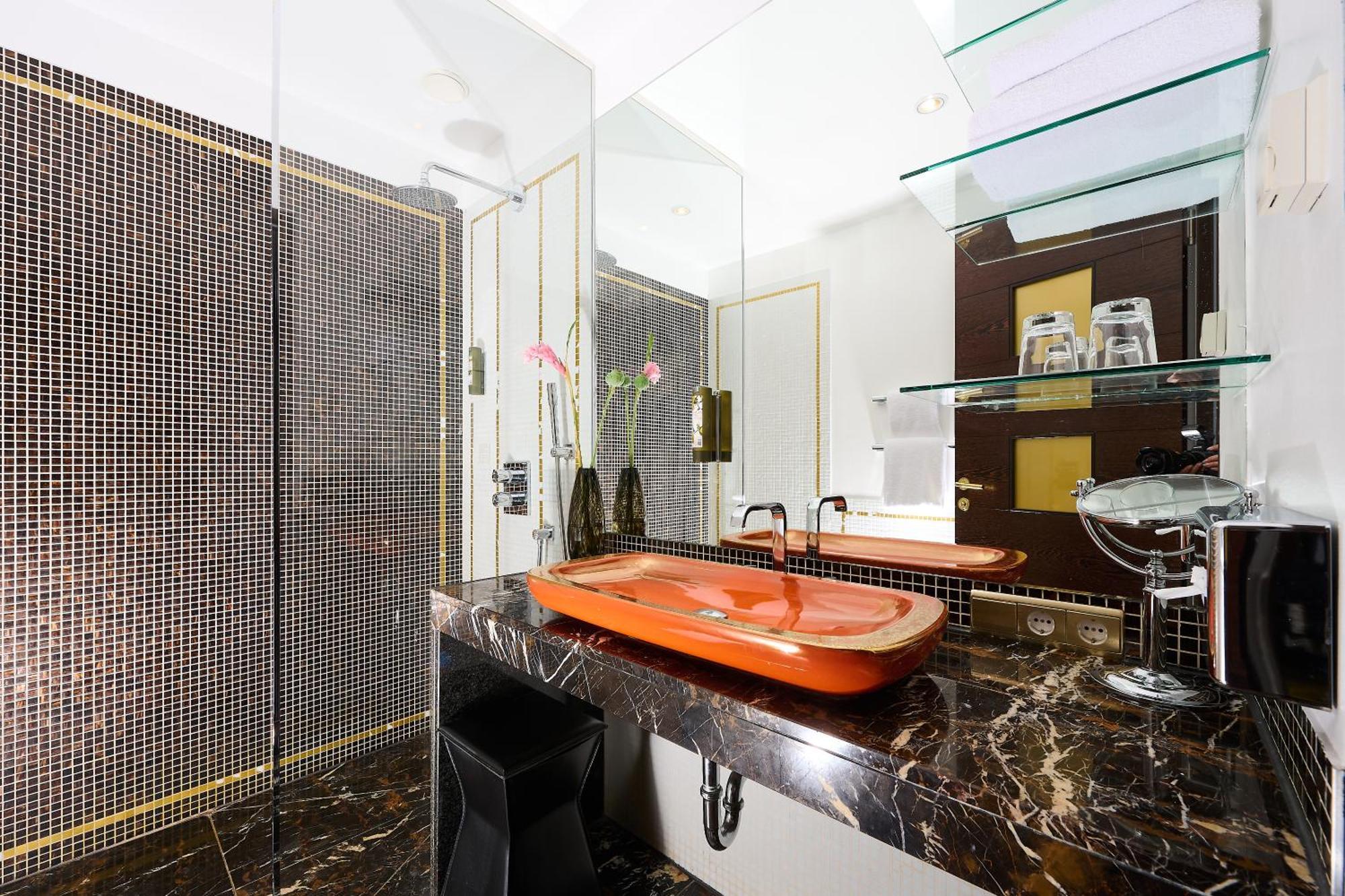 Myplace Premium Apartments Wina Bagian luar foto