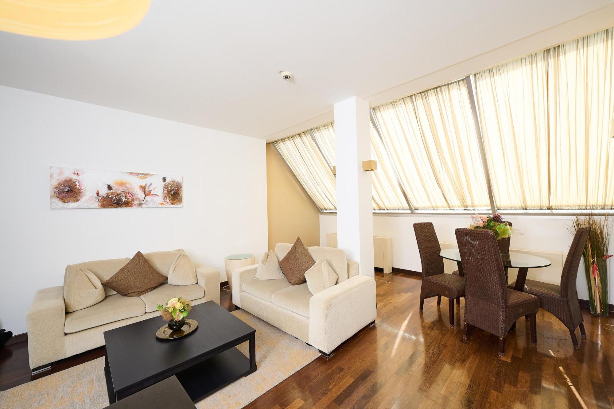 Myplace Premium Apartments Wina Bagian luar foto