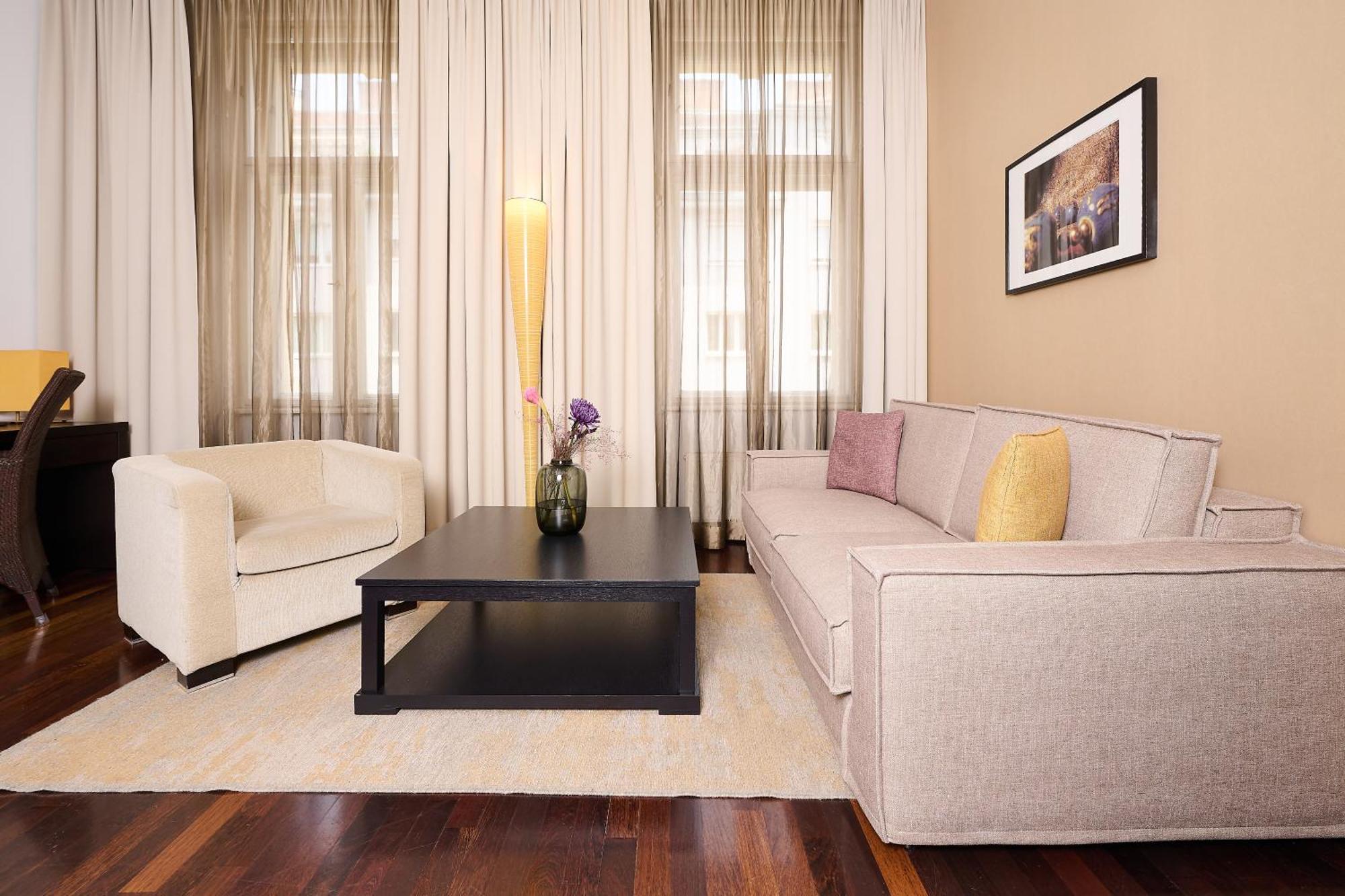 Myplace Premium Apartments Wina Bagian luar foto