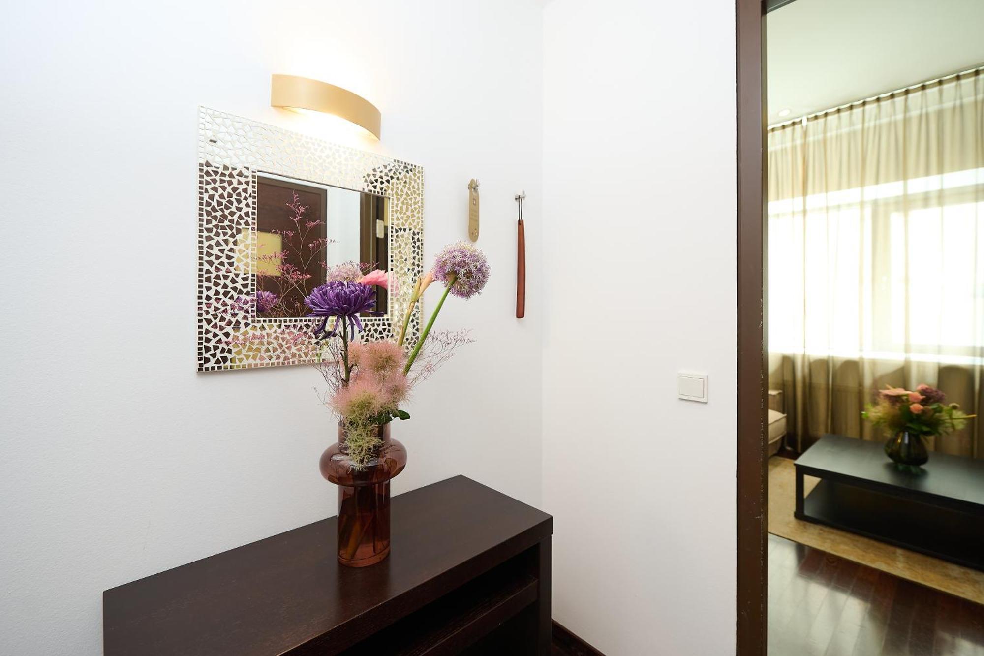 Myplace Premium Apartments Wina Bagian luar foto