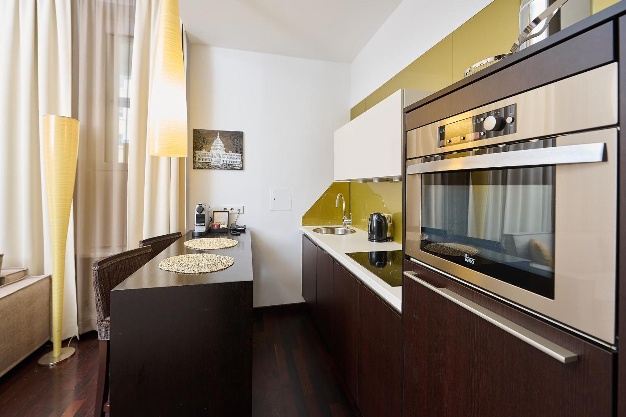 Myplace Premium Apartments Wina Bagian luar foto