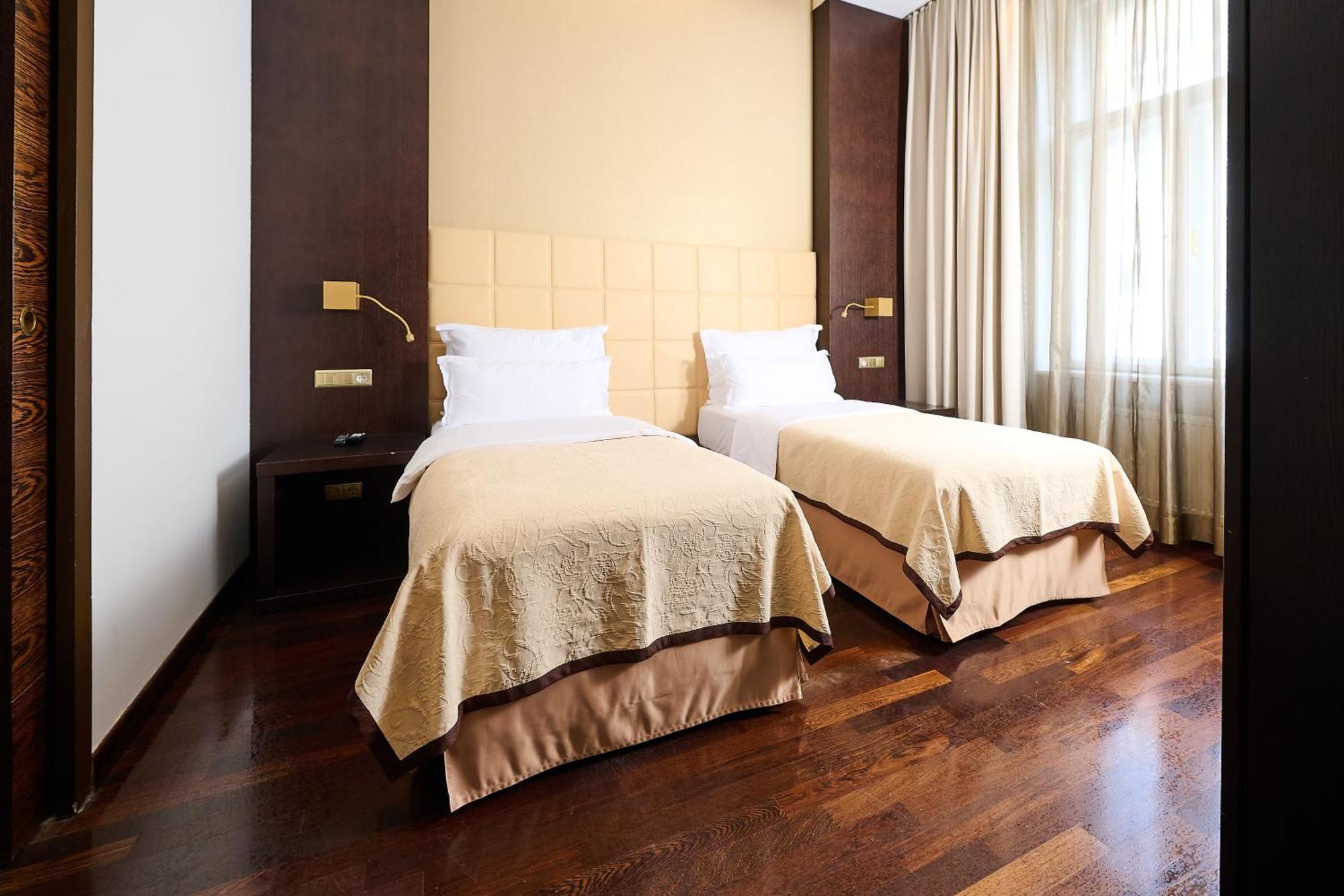Myplace Premium Apartments Wina Bagian luar foto
